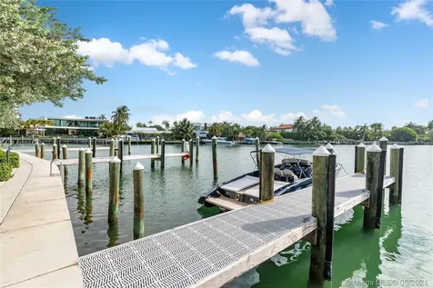 4701 N Meridian Avenue Miami Beach FL 33140