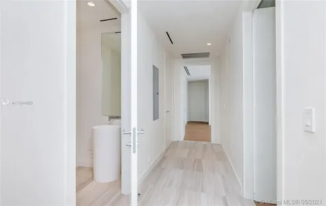 4701 N Meridian Avenue Miami Beach FL 33140