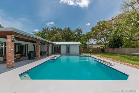 8860 SW 174th Street Palmetto Bay FL 33157