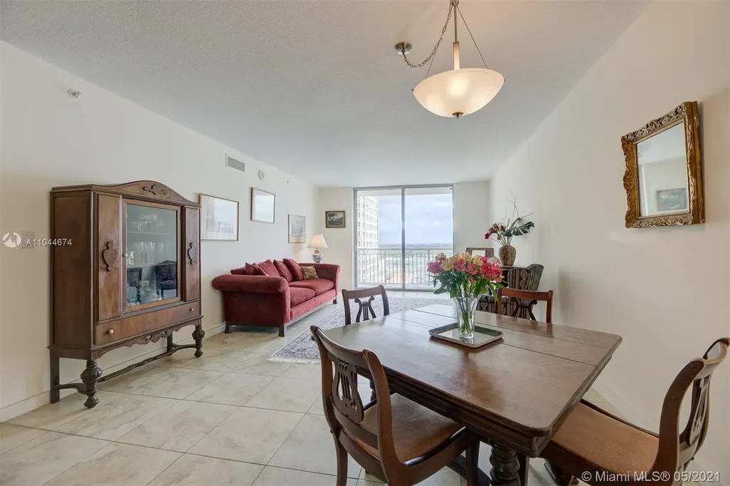 9055 SW 73rd Court Pinecrest FL 33156