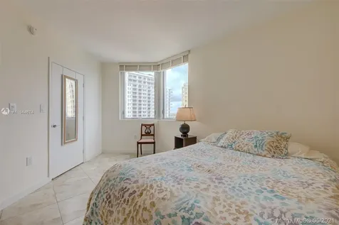 9055 SW 73rd Court Pinecrest FL 33156