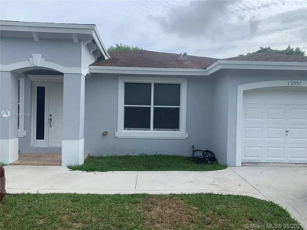 13551 SW 282nd Terrace Homestead FL 33033