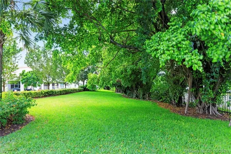 1036 Banyan Drive Hollywood FL 33021