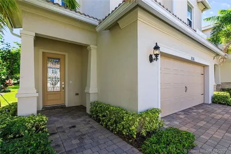 1036 Banyan Drive Hollywood FL 33021