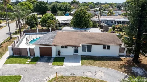 351 N 71st Terrace Hollywood FL 33024