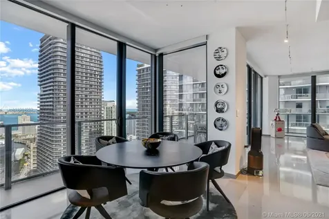 88 SW 7th Street Miami FL 33130