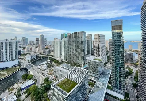 88 SW 7th Street Miami FL 33130