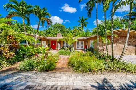 2200 Lazy Lane Lazy Lake FL 33305