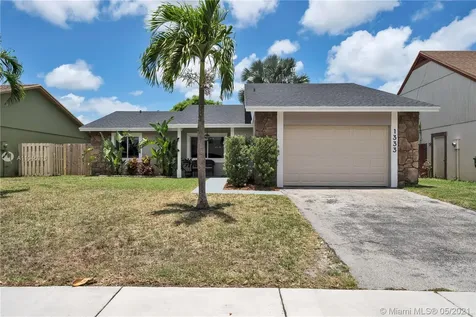 1333 S Fieldlark Lane Homestead FL 33035
