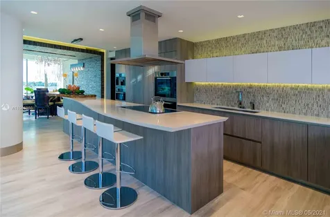 360 Ocean Drive Key Biscayne FL 33149