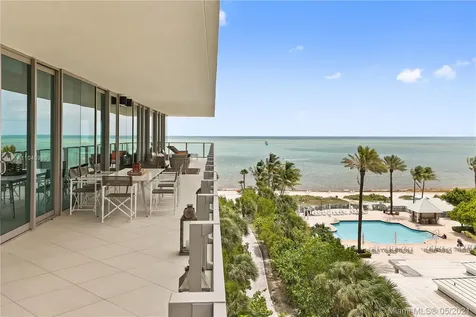 360 Ocean Drive Key Biscayne FL 33149