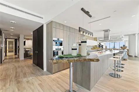 360 Ocean Drive Key Biscayne FL 33149