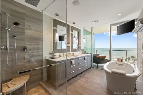 360 Ocean Drive Key Biscayne FL 33149