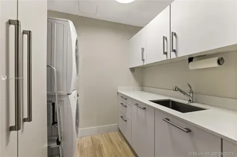 360 Ocean Drive Key Biscayne FL 33149