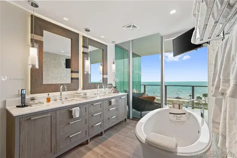 360 Ocean Drive Key Biscayne FL 33149