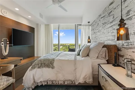 360 Ocean Drive Key Biscayne FL 33149
