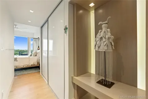 360 Ocean Drive Key Biscayne FL 33149