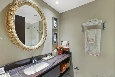 360 Ocean Drive Key Biscayne FL 33149
