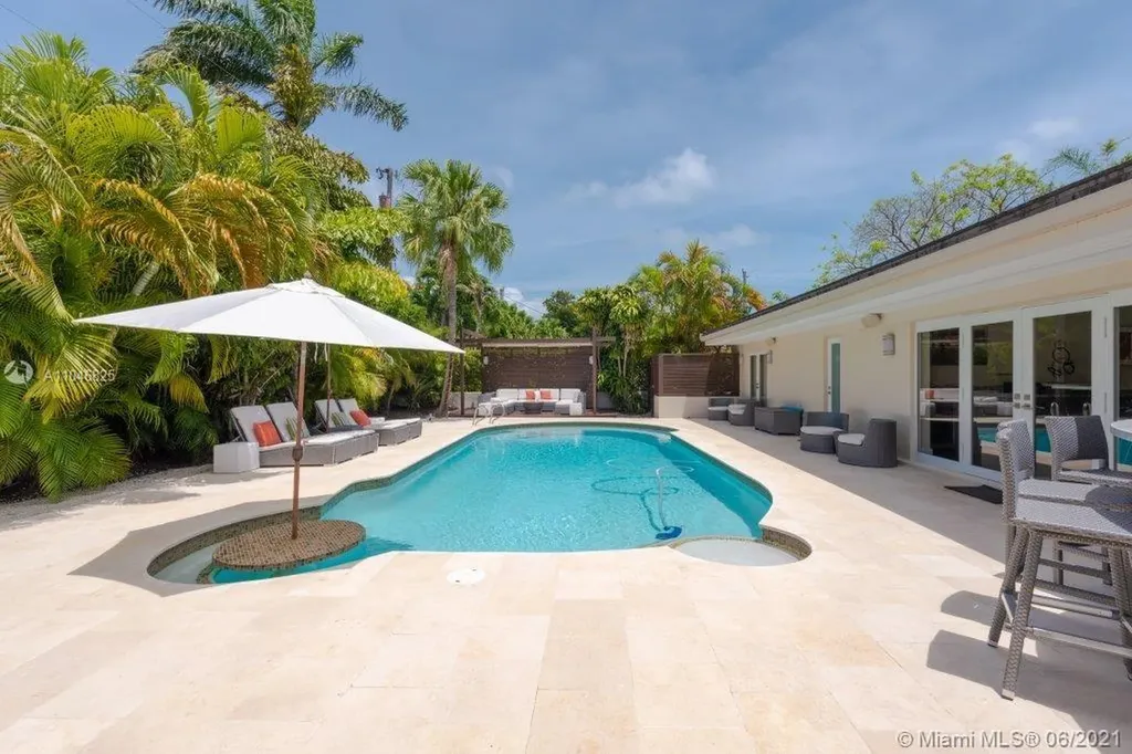 25 Morningside Drive Coral Gables FL 33133