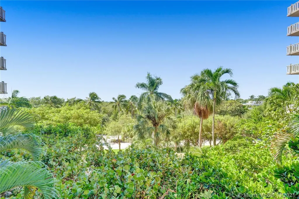 1121 Crandon Boulevard Key Biscayne FL 33149