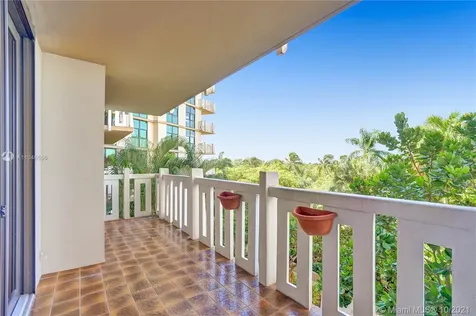 1121 Crandon Boulevard Key Biscayne FL 33149