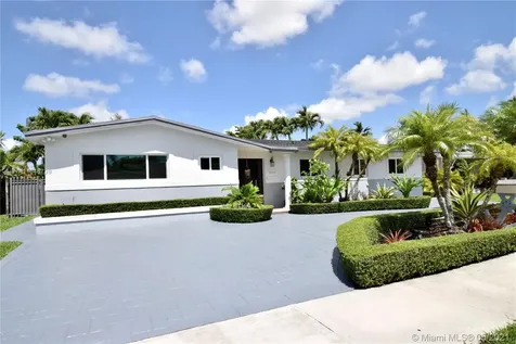 4930 SW 87th Court Miami FL 33165