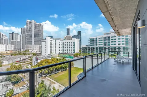 201 SW 17th Road Miami FL 33129
