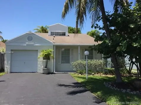 10013 SW 223rd Lane Cutler Bay FL 33190