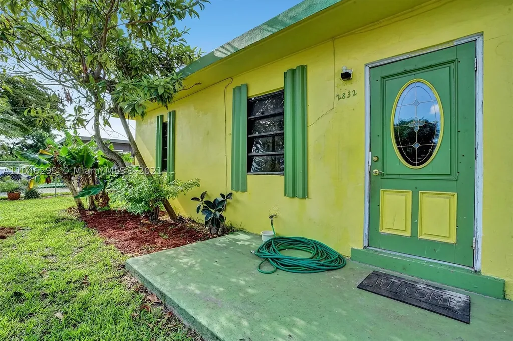 2832 NW 6th Street Pompano Beach FL 33069