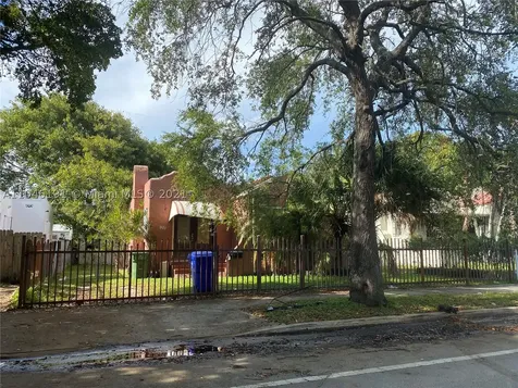 901 NW 46th Street Miami FL 33127
