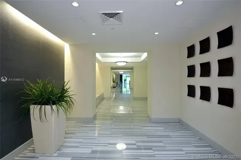 3030 NE 188th Street Aventura FL 33180