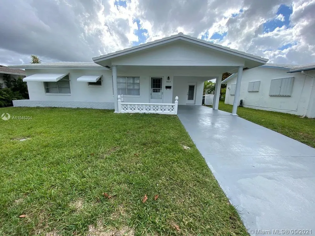 5803 NW 82nd Avenue Tamarac FL 33321