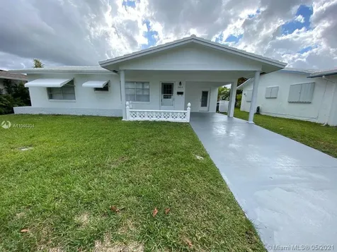 5803 NW 82nd Avenue Tamarac FL 33321