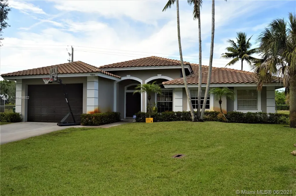 9801 NW 28th Place Coral Springs FL 33065