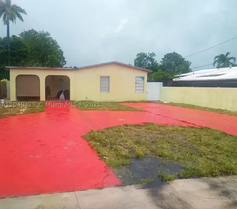 59 W 39th Place Hialeah FL 33012