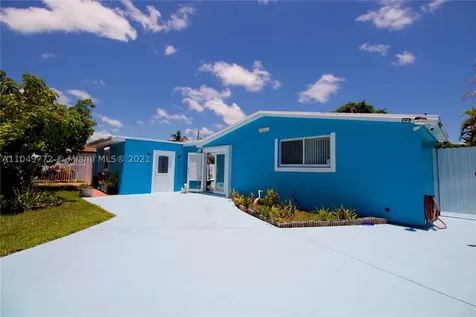 9901 Santos Drive Cutler Bay FL 33189