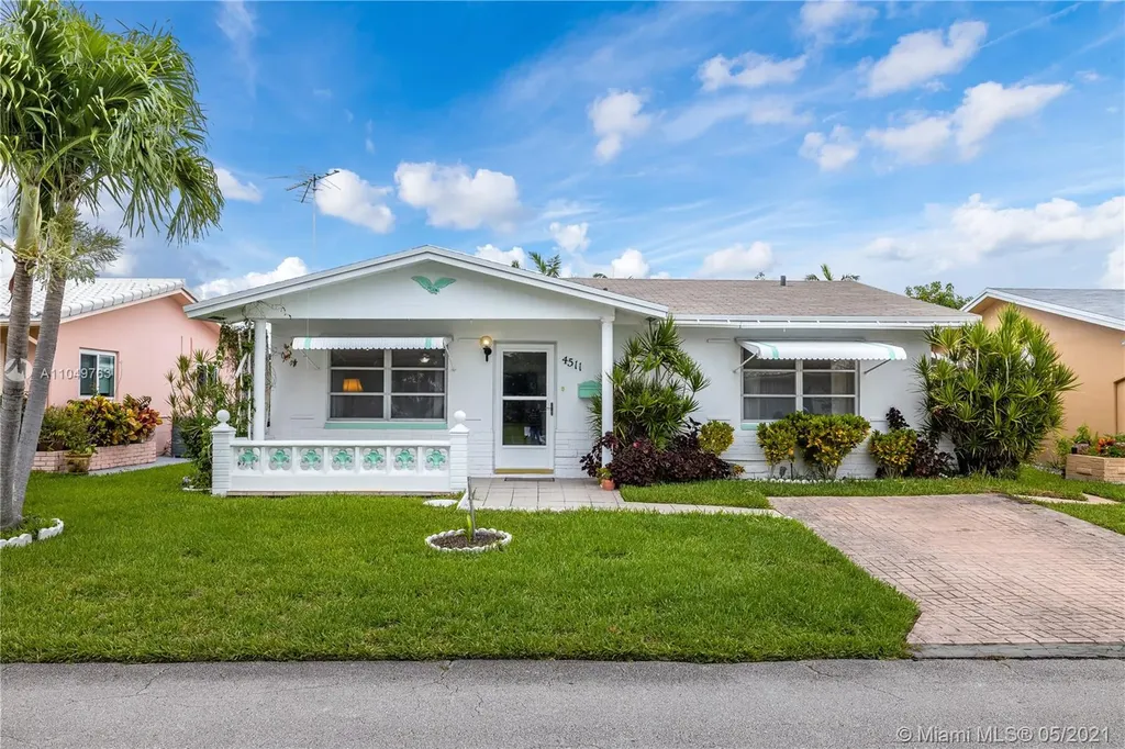 4511 NW 48th Court Tamarac FL 33319