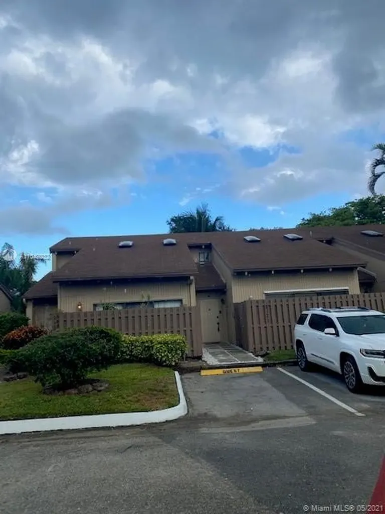 2121 SW 81st Avenue Davie FL 33324