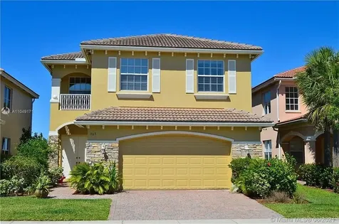 967 NW Leonardo Circle Port St. Lucie FL 34986