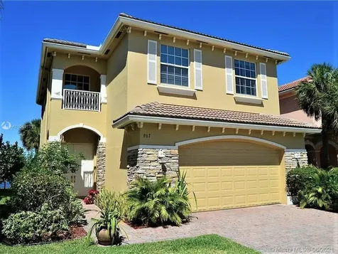 967 NW Leonardo Circle Port St. Lucie FL 34986