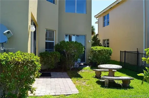 967 NW Leonardo Circle Port St. Lucie FL 34986