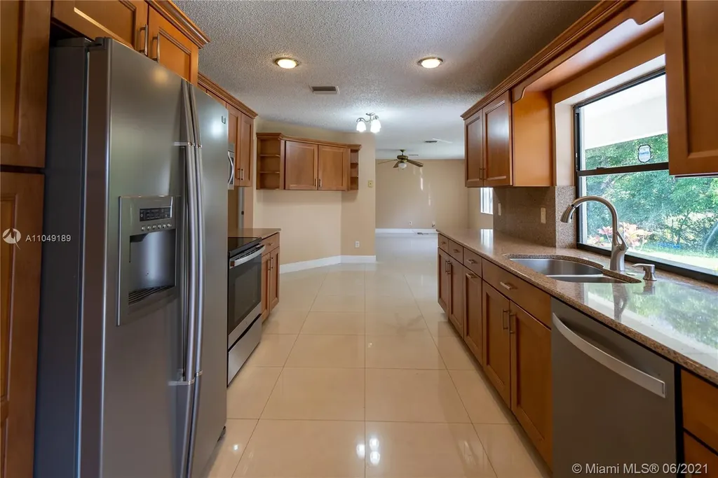 12307 NW 27th Place Coral Springs FL 33065