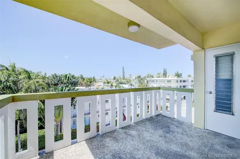 851 Meridian Avenue Miami Beach FL 33139
