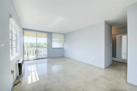 851 Meridian Avenue Miami Beach FL 33139