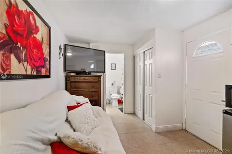 250 NE 170th Street North Miami Beach FL 33162