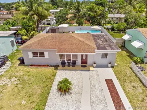 250 NE 170th Street North Miami Beach FL 33162