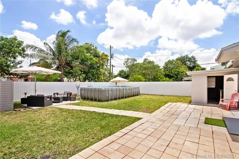 250 NE 170th Street North Miami Beach FL 33162