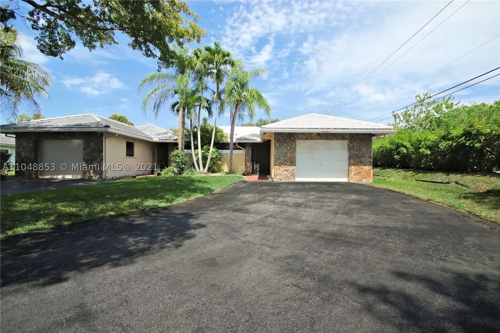 2331 NW 87th Drive Coral Springs FL 33065