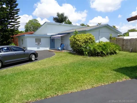7820 SW 7th Court North Lauderdale FL 33068