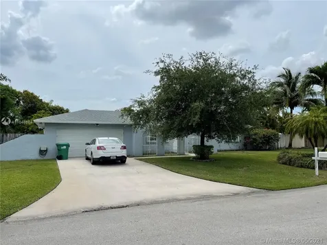 19060 SW 128th Court Miami FL 33177